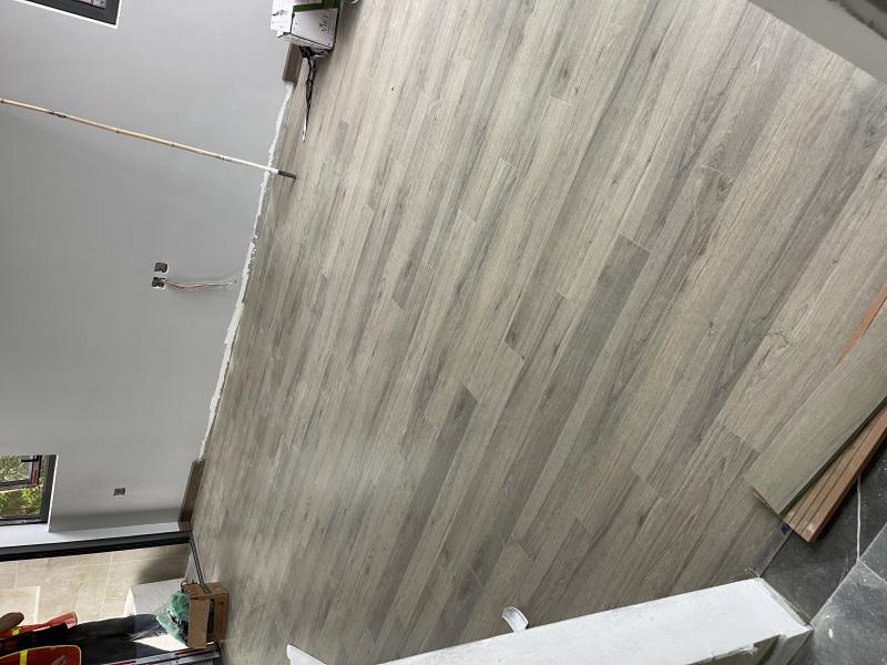  Sàn gỗ BaLi Flooring Titanium B114 