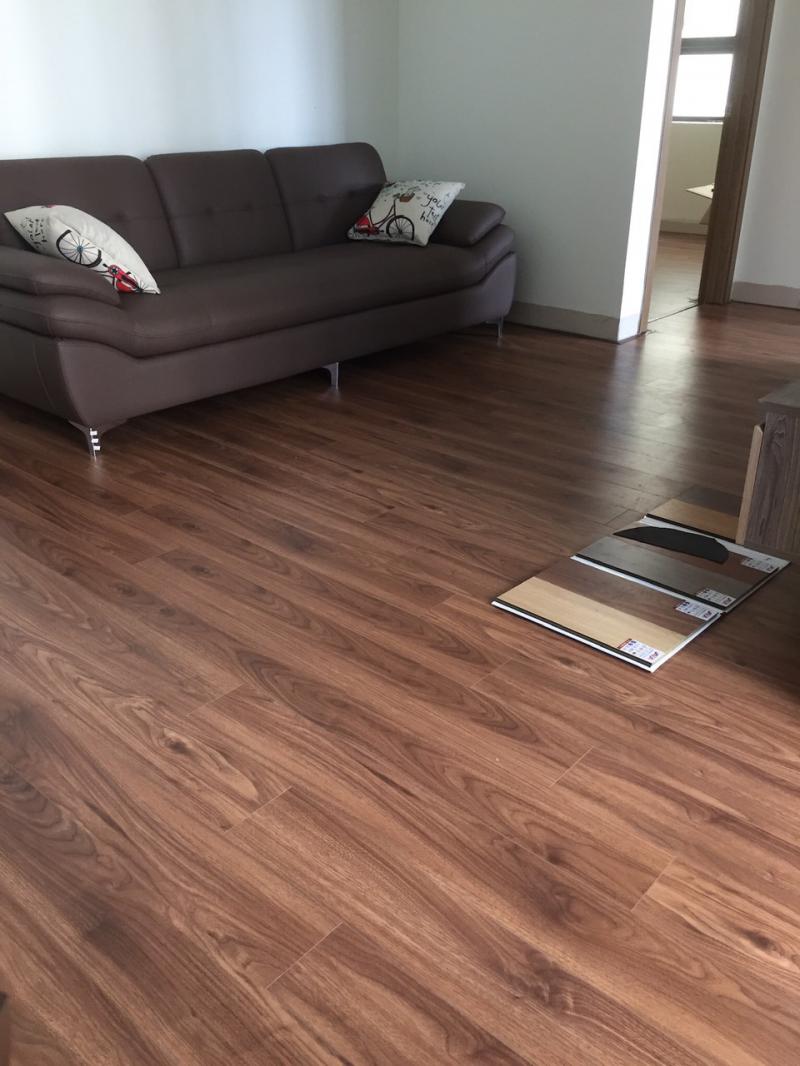 Sàn gỗ Putra Flooring P801 - Bề mặt Titanium cao cấp