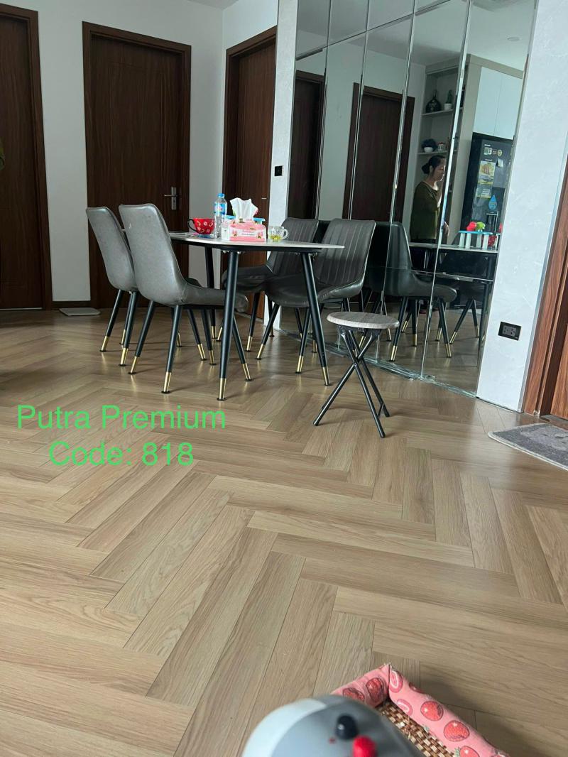  Sàn gỗ Putra Premium Fish Bone - Mã P818 