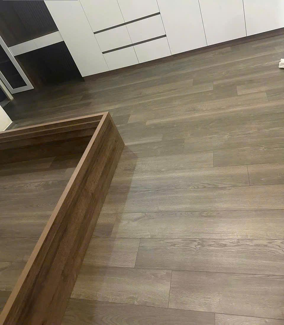 Sàn gỗ BaLi Aqua Flooring Titanium 886