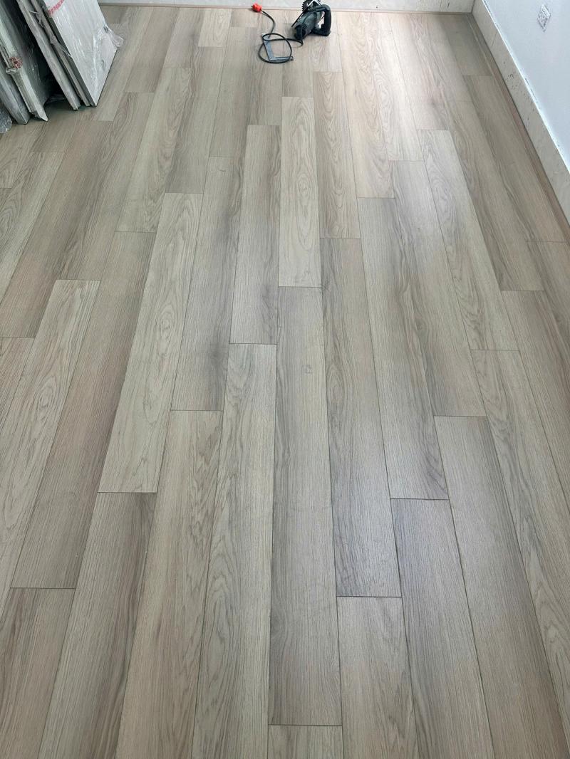 Sàn gỗ BaLi Aqua Flooring Titanium 882